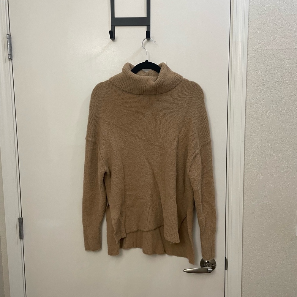 NWT Aerie Warm Turtleneck Sweater